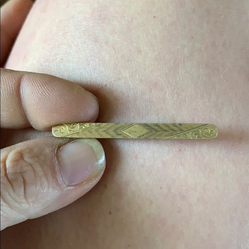Vintage brass pin/brooch